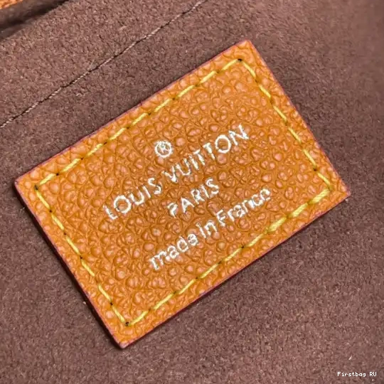 First bags ru LOUIS VUITTON MARELLE 0501